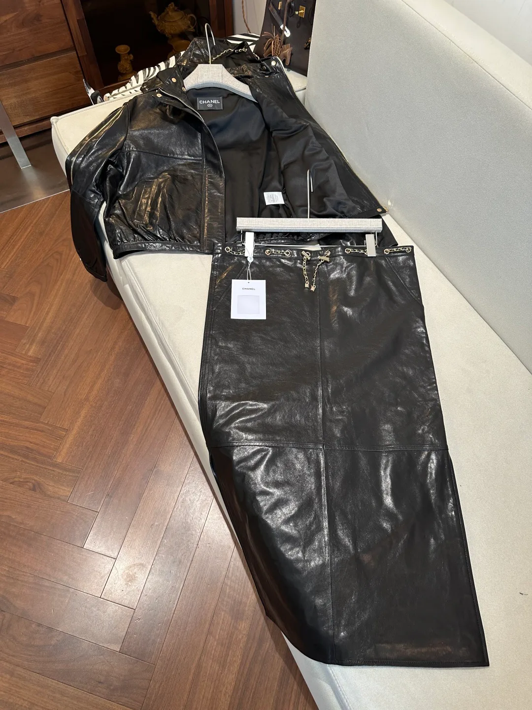 Кожаные Куртки И Дублёнки Женские Chanel 18563036