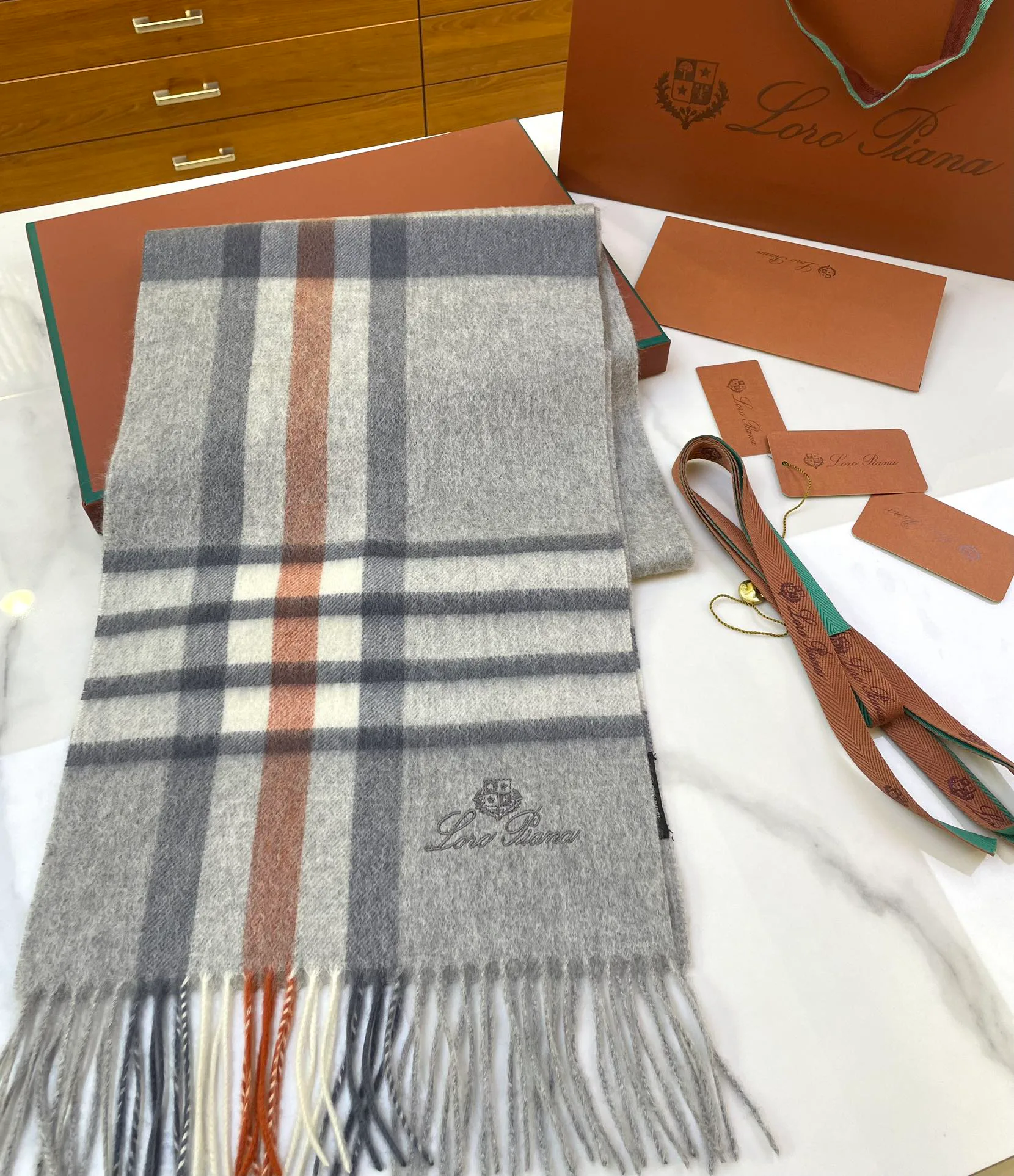 Шарфы Loro Piana 828400