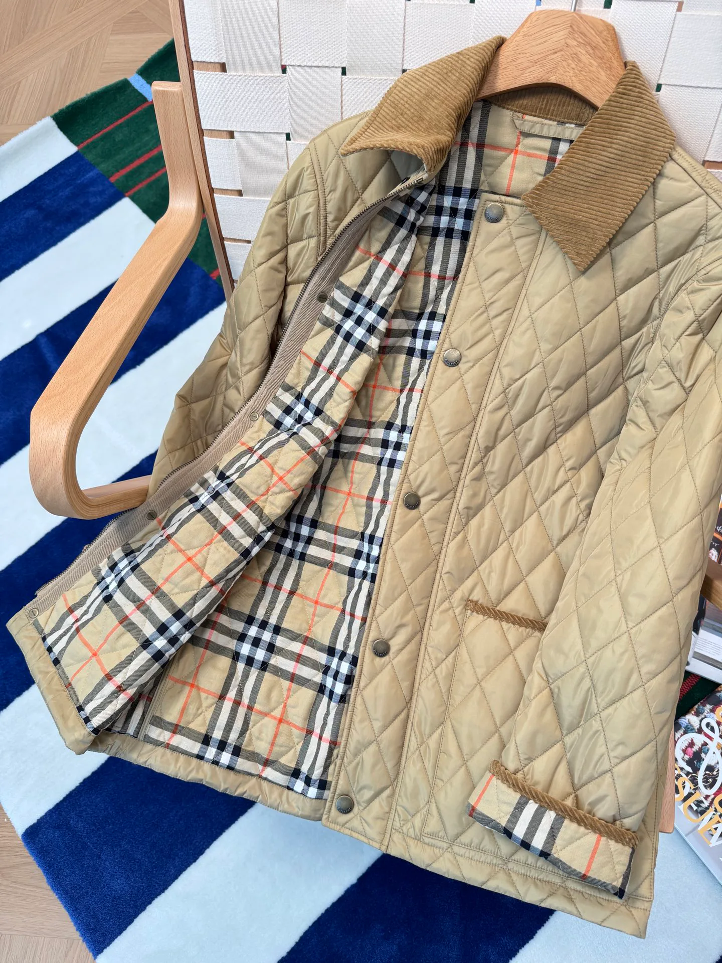 Куртки И Пуховики Женские Burberry 18171383