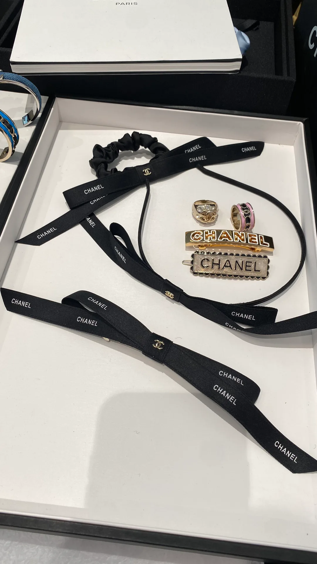 Головные Уборы Chanel 1703388