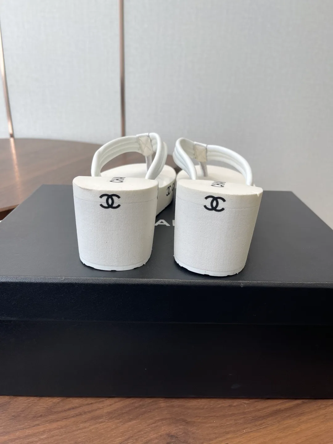 Шлепанцы Женские Chanel 11498255