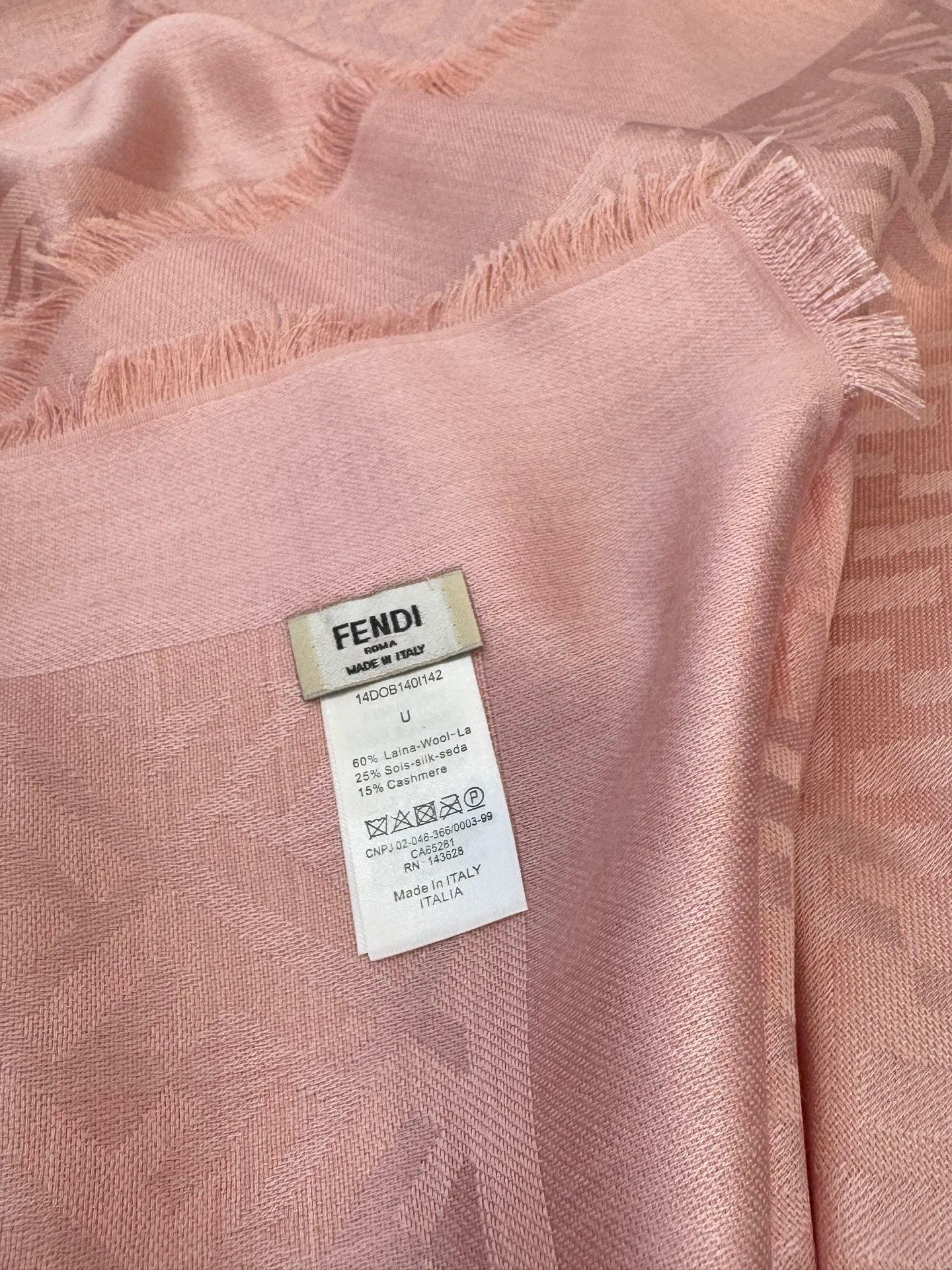 Шарфы Fendi 18287115