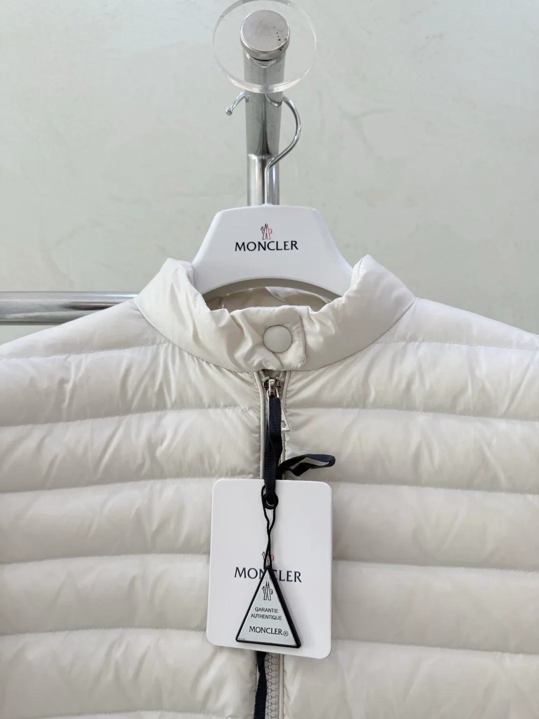 Куртки И Пуховики Женские Moncler 18052704
