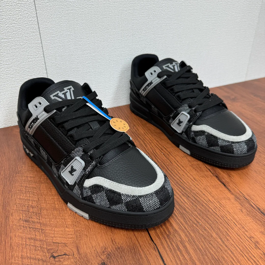 Кроссовки Мужские Louis Vuitton 1032399