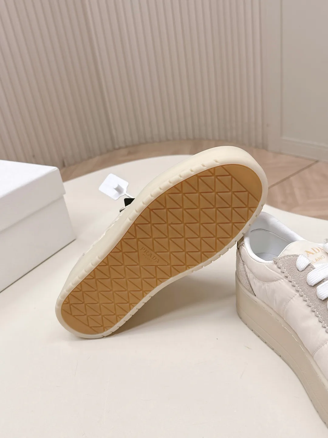 Кроссовки Женские Prada 11594934