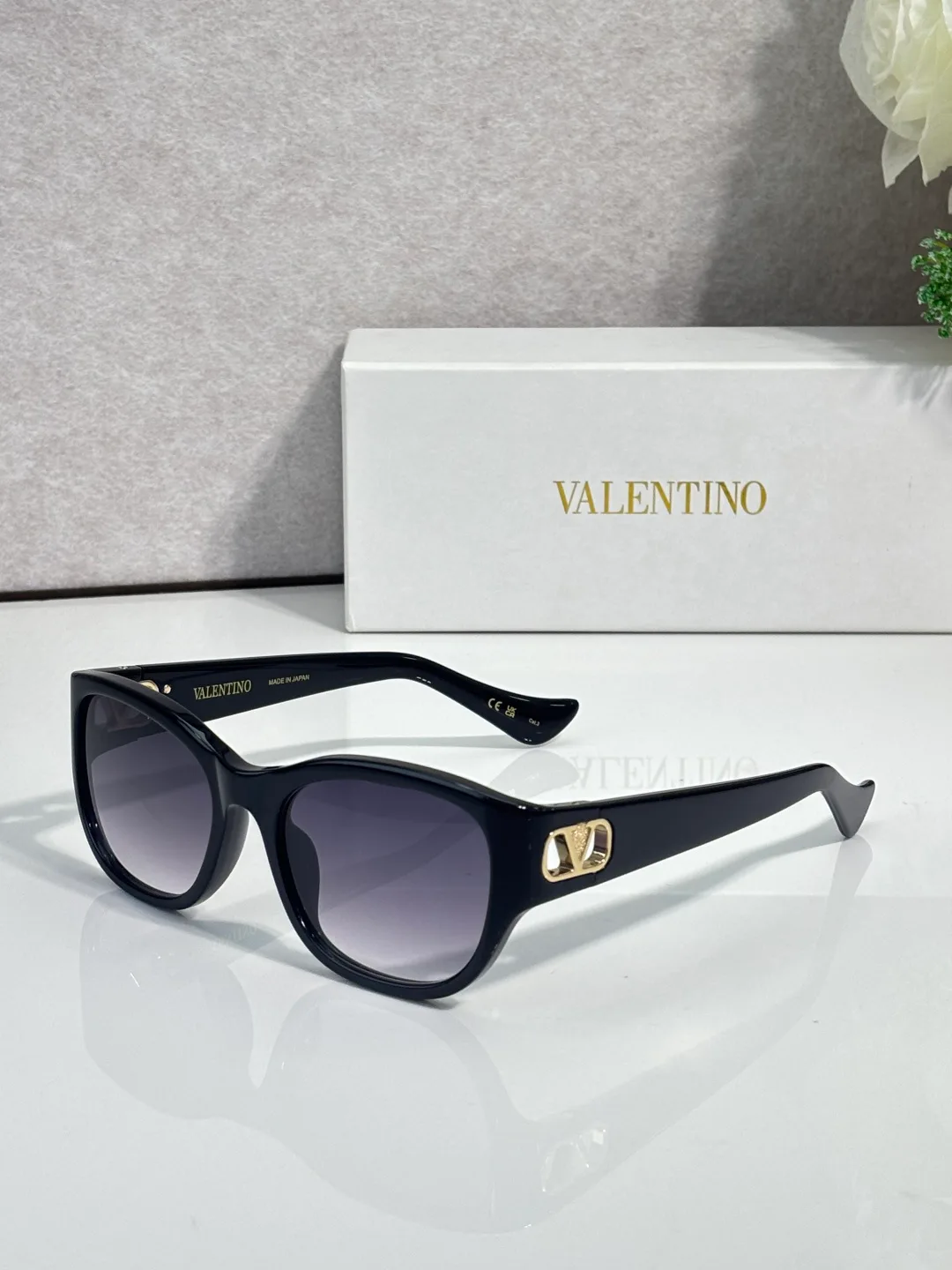 Очки Valentino 18059586