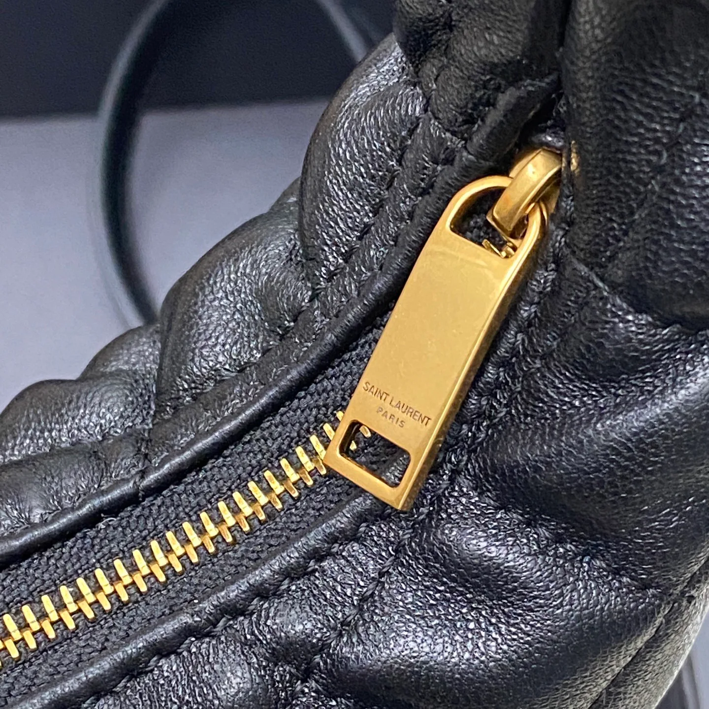 Классические Сумки Женские Saint Laurent 4401995