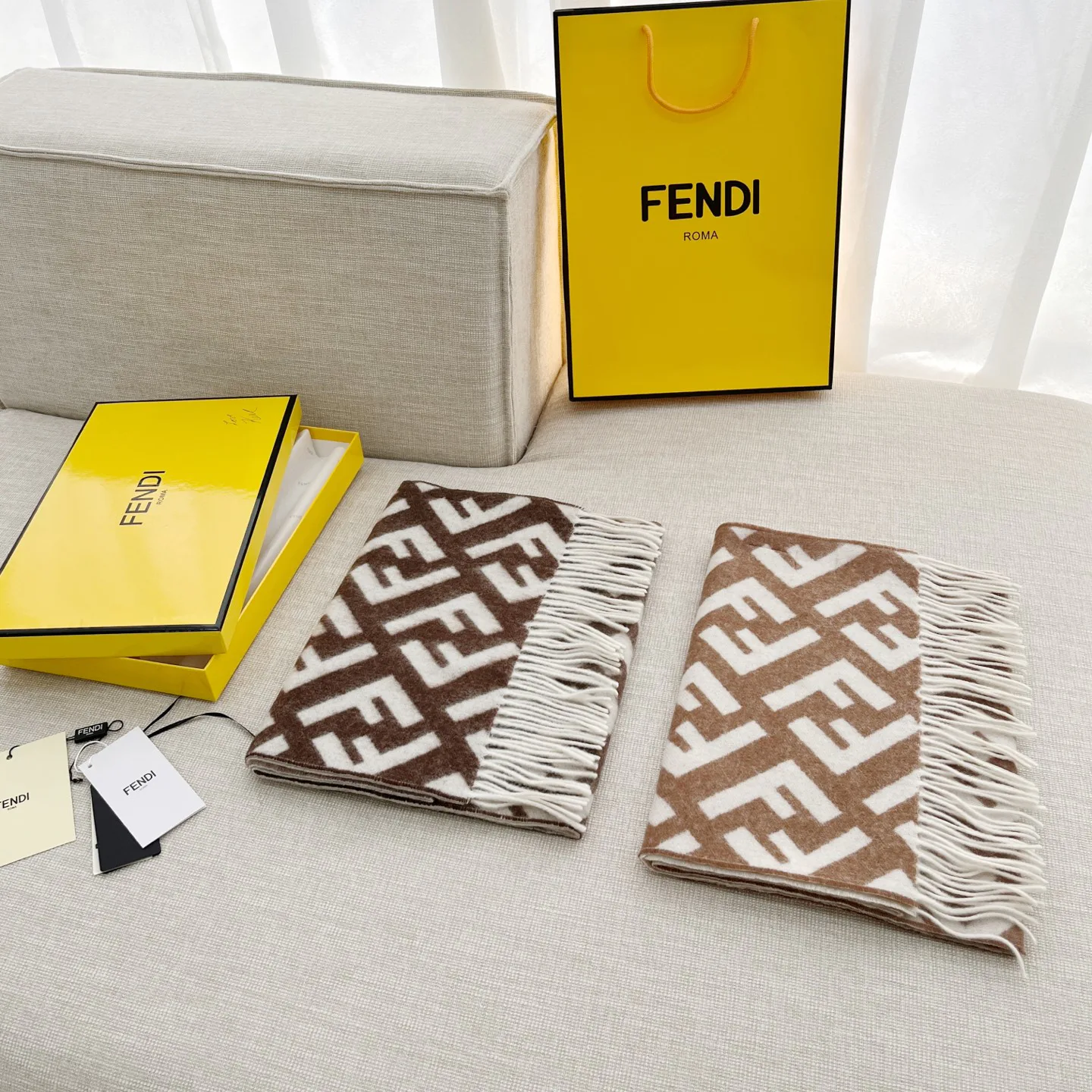Шарфы Fendi 497694