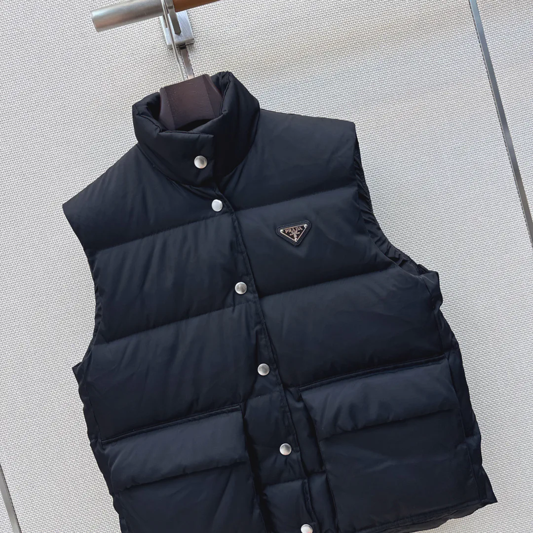 Жилеты Женские Prada 18183473