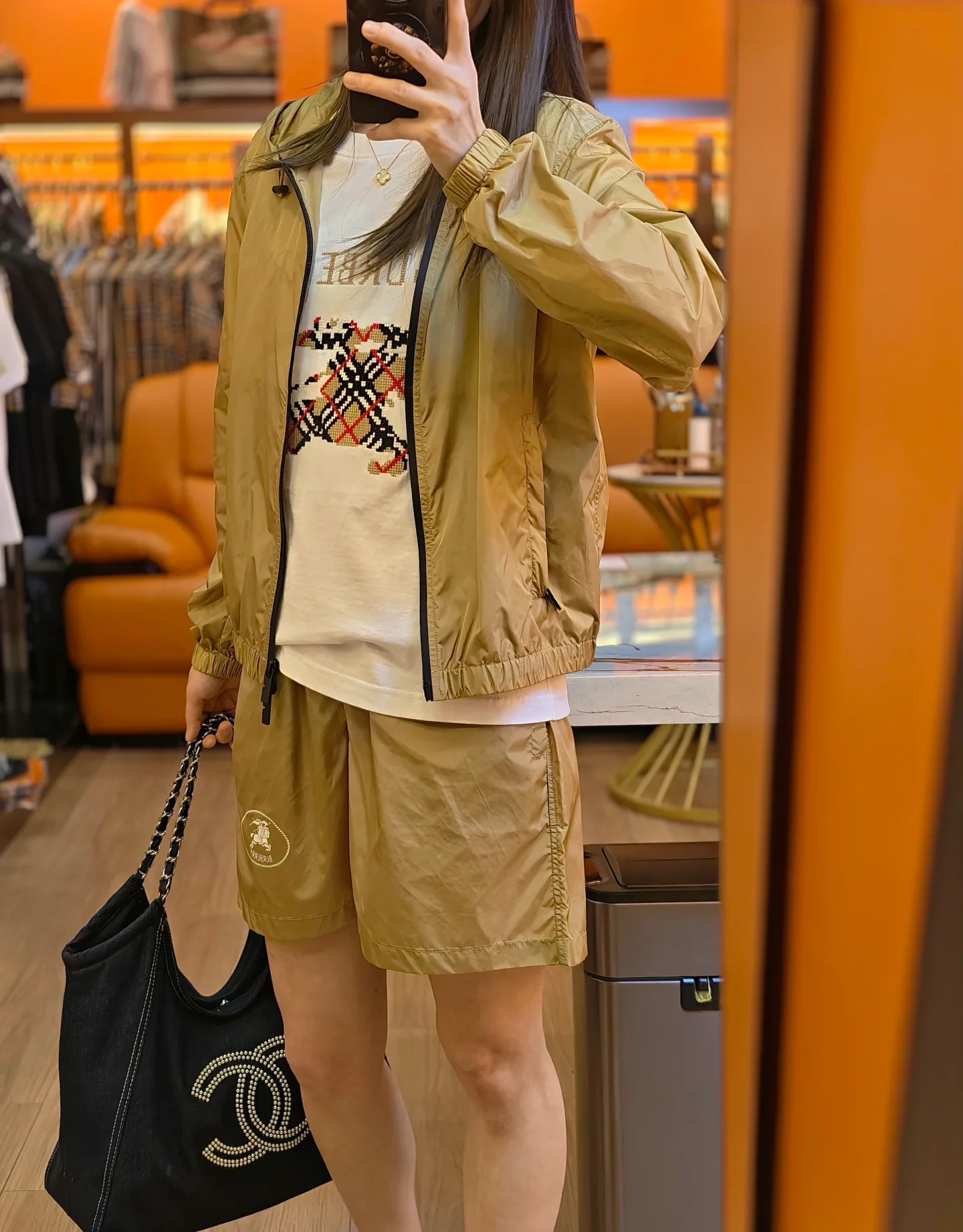 Куртки И Пуховики Женские Burberry 11224928