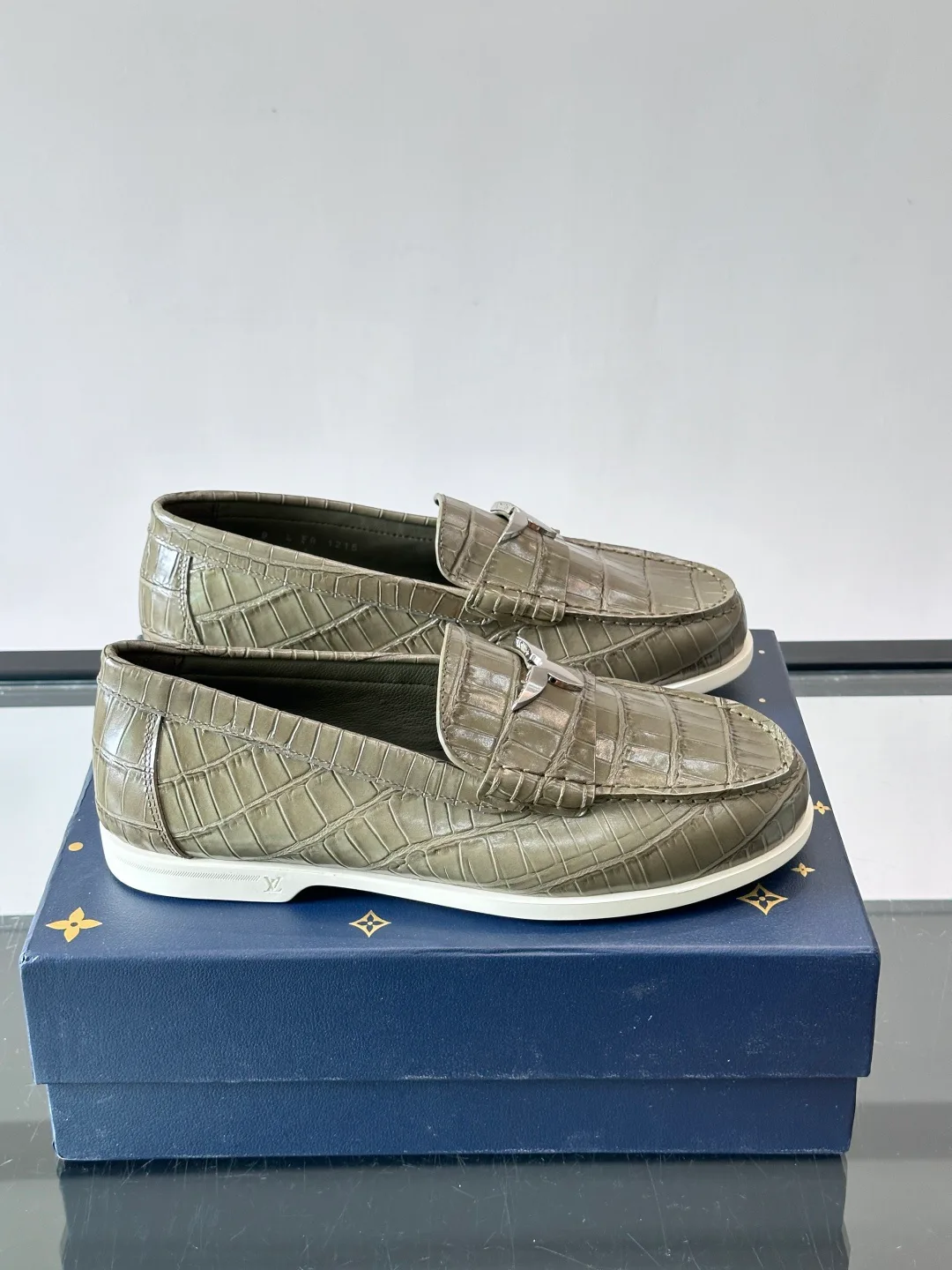 Лоферы И Туфли Мужские Louis Vuitton 18118562