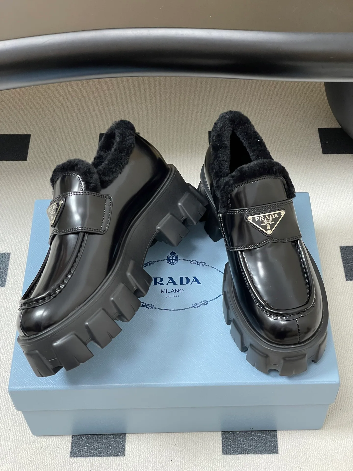 Лоферы Женские Prada 299837