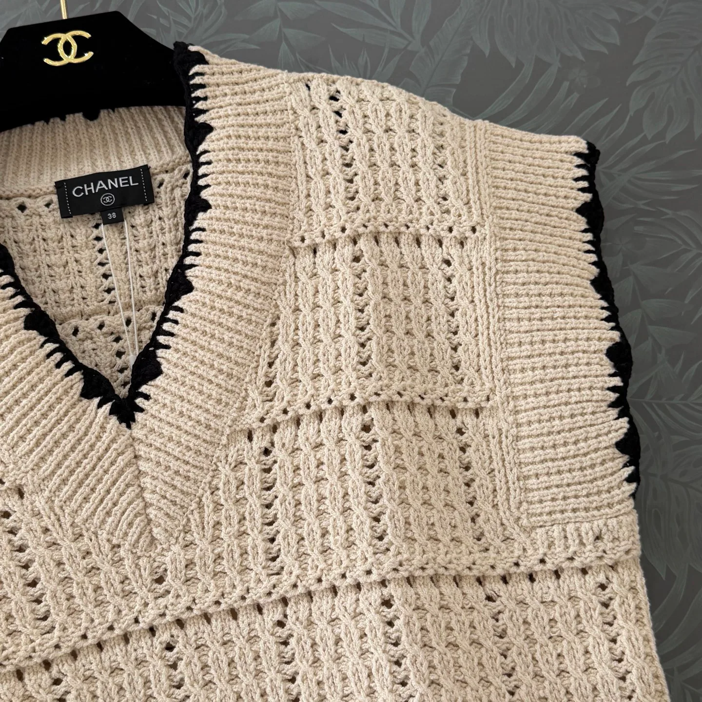 Жилеты Женские Chanel 11697160