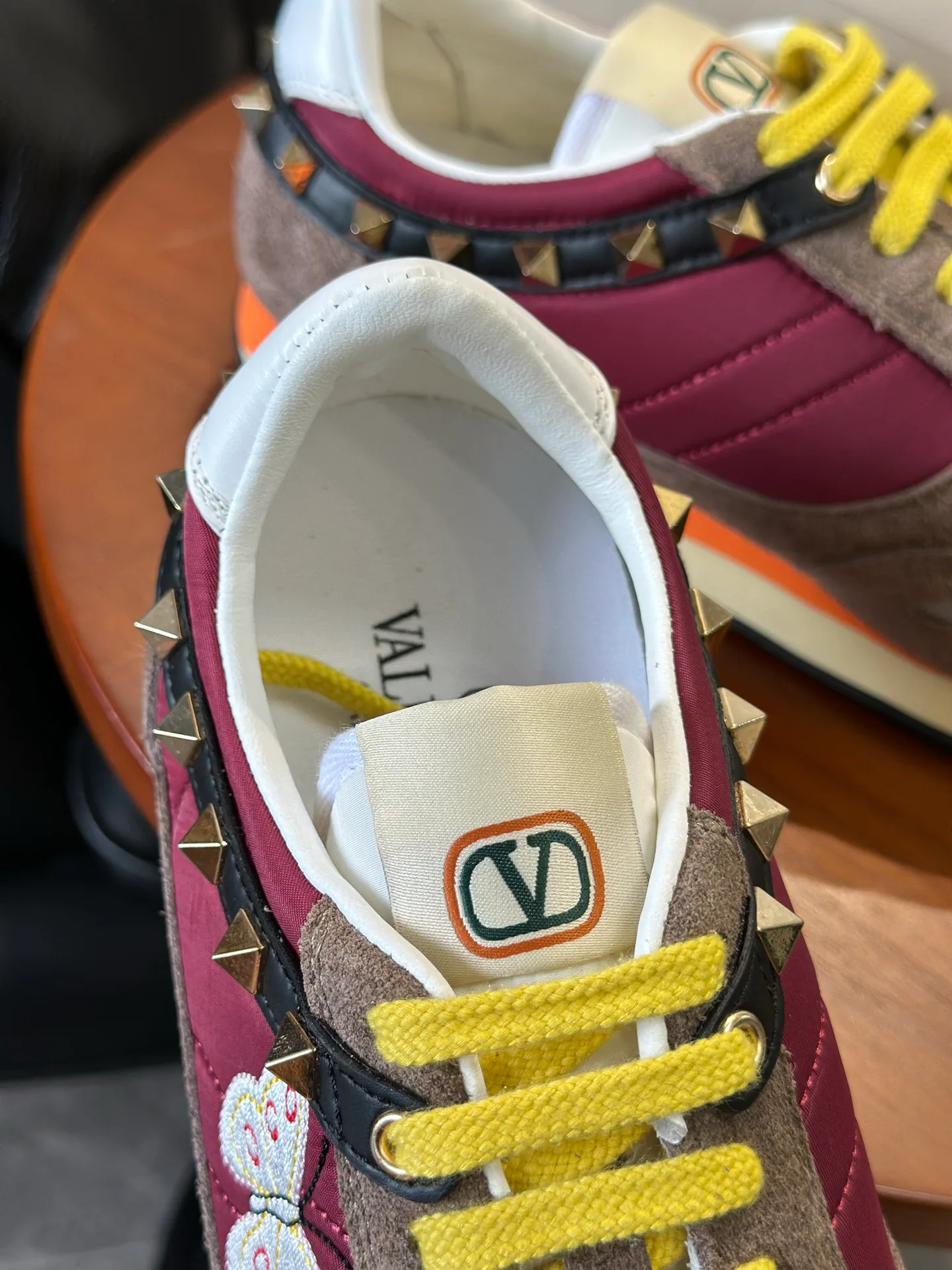 Кроссовки Женские Valentino 20078663
