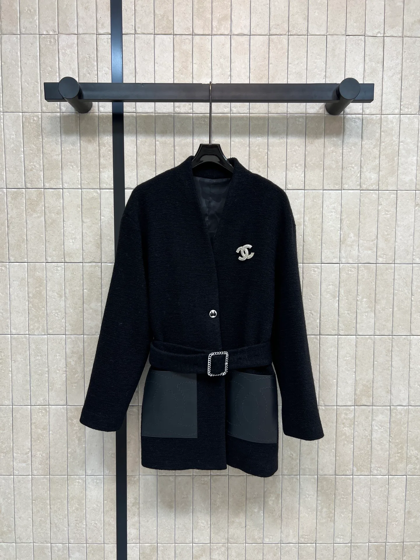 Куртки И Пуховики Женские Chanel 1820360