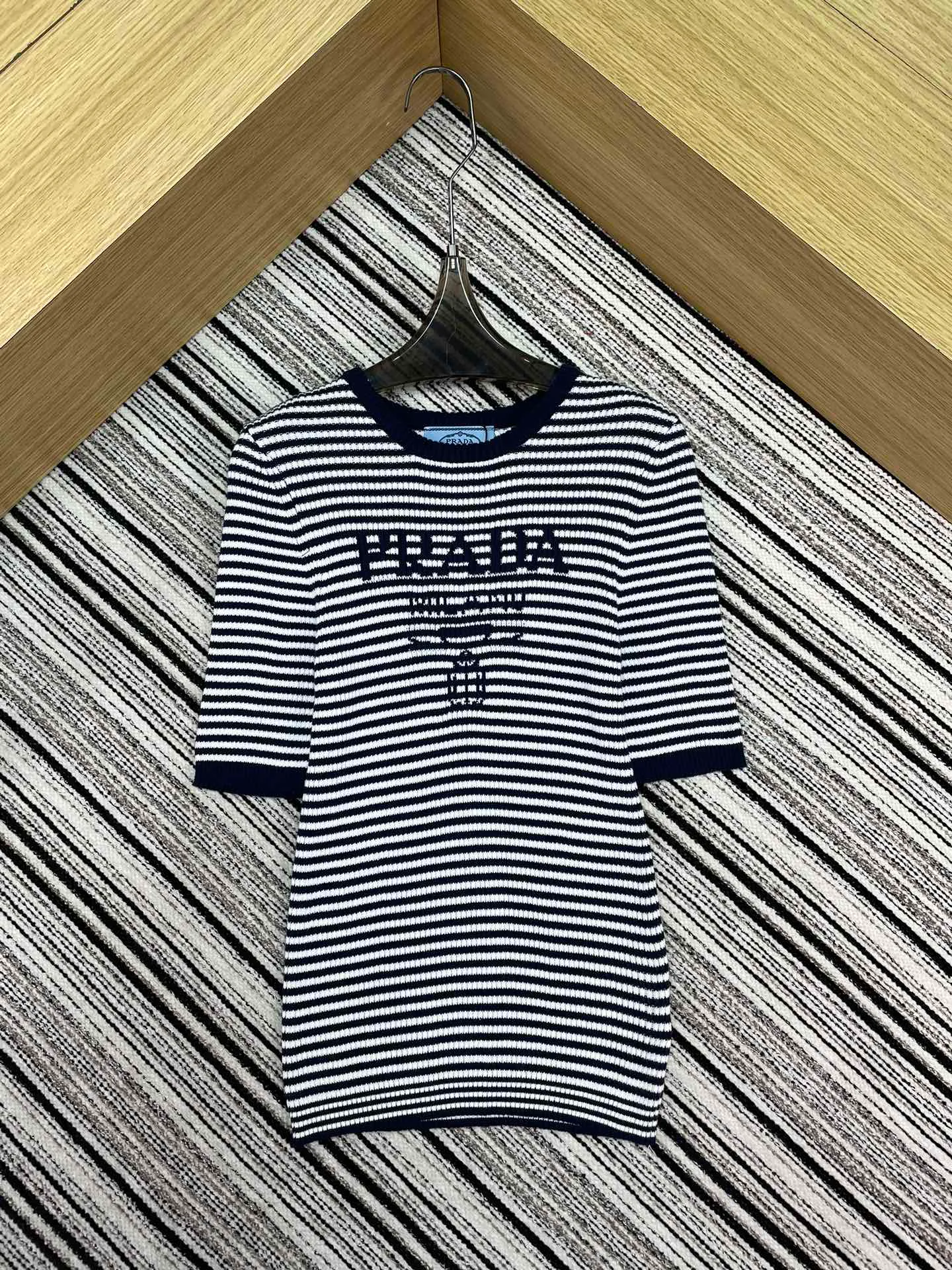 Джемперы И Свитеры Женские Prada 1716148