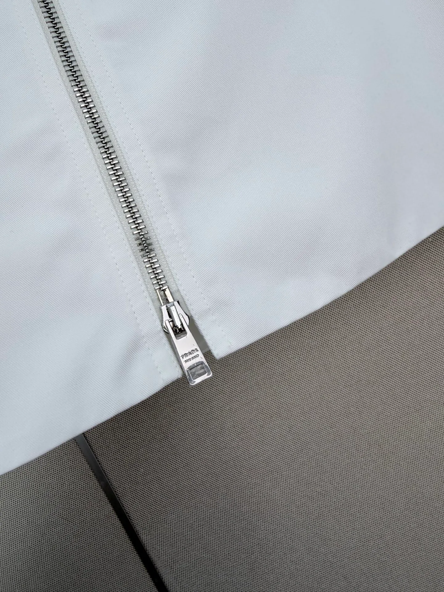 Юбки Женские Prada 18888303