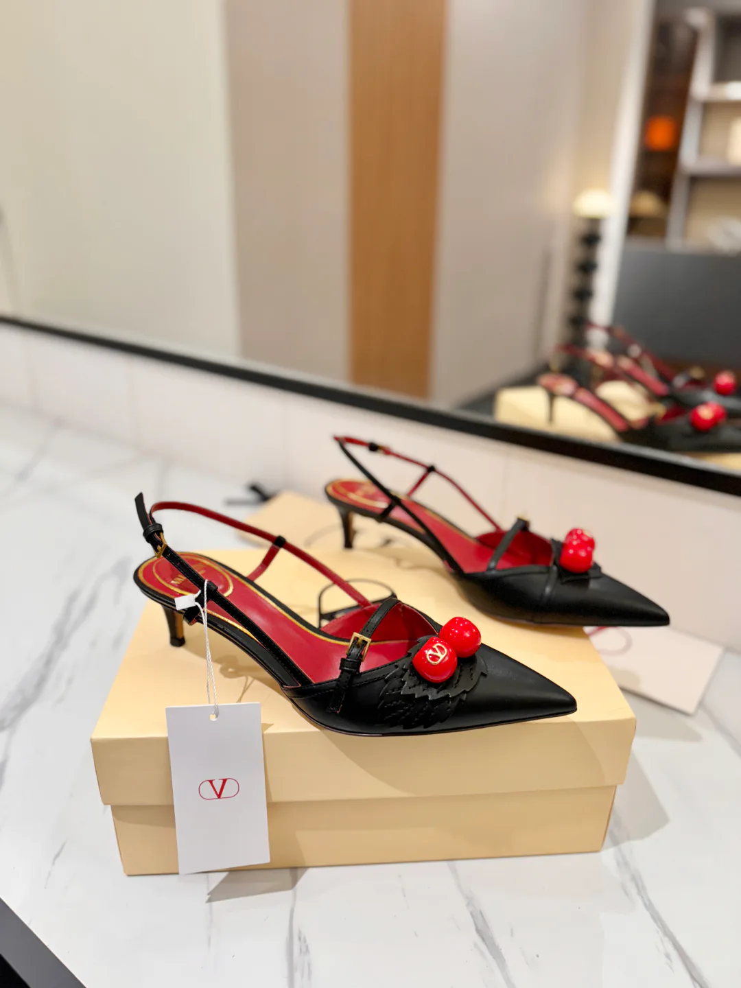 Босоножки Женские Valentino 11448930