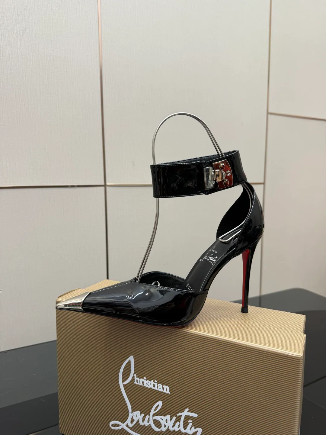 Туфли Женские Christian Louboutin 837230
