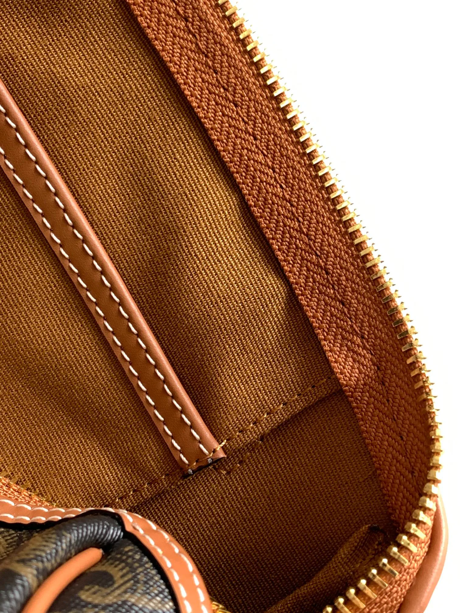 Классические Сумки Женские Celine 12604676