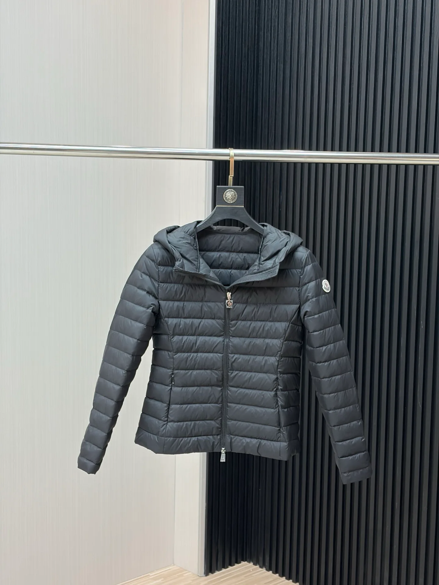 Куртки И Пуховики Мужские Moncler 17908042