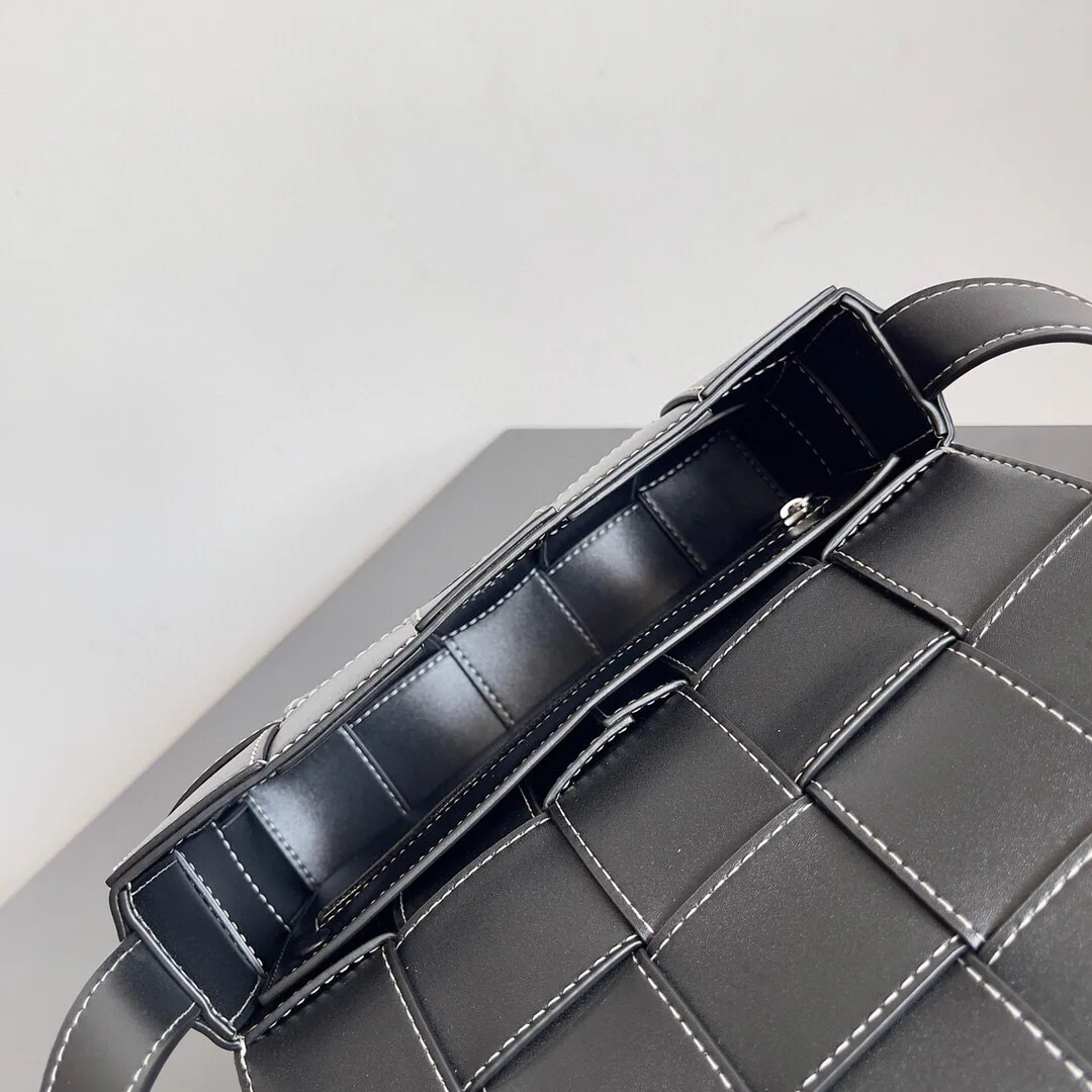 Классические Сумки Женские Bottega Veneta 1304174