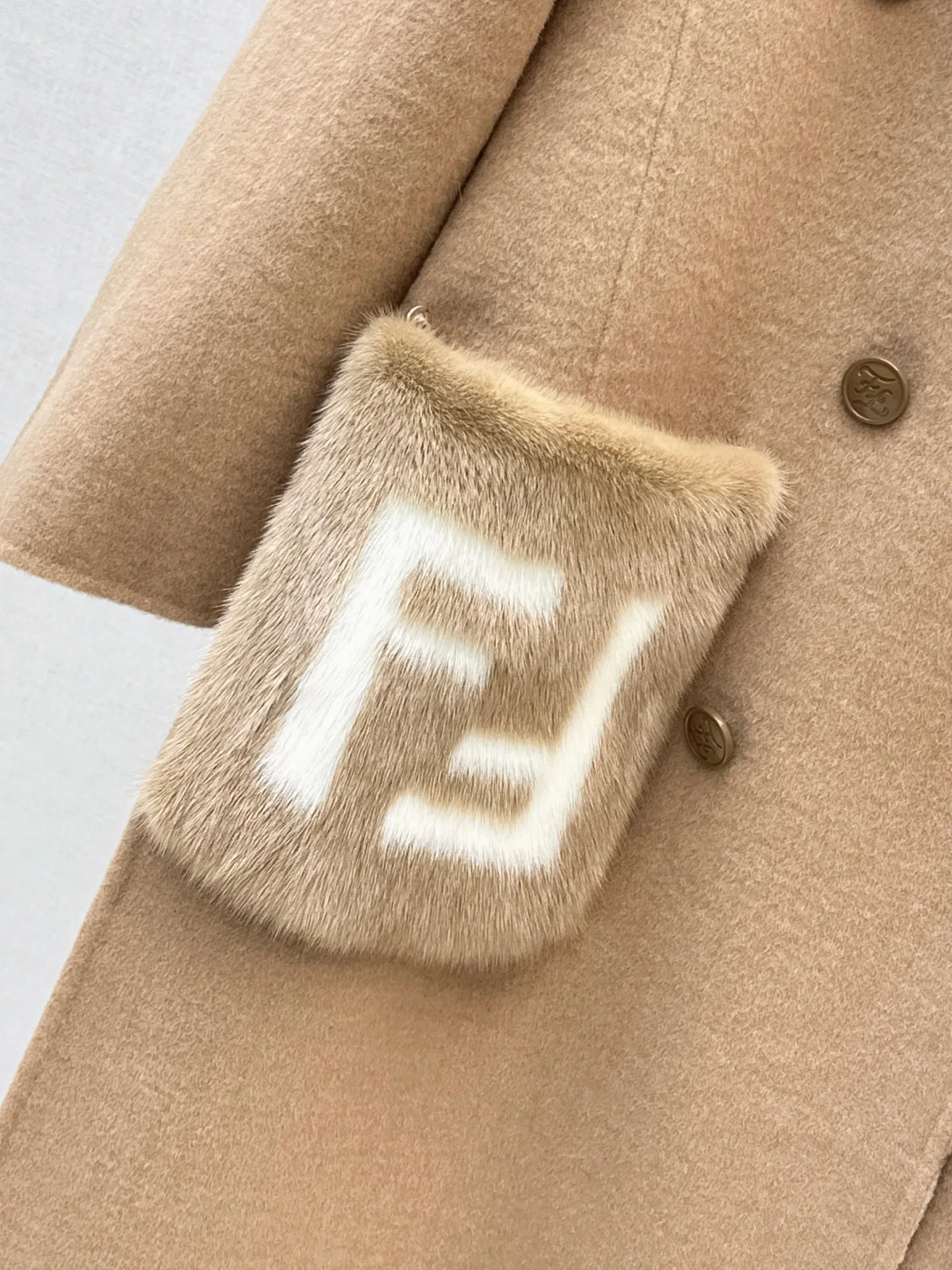 Пальто Женские Fendi 4551771