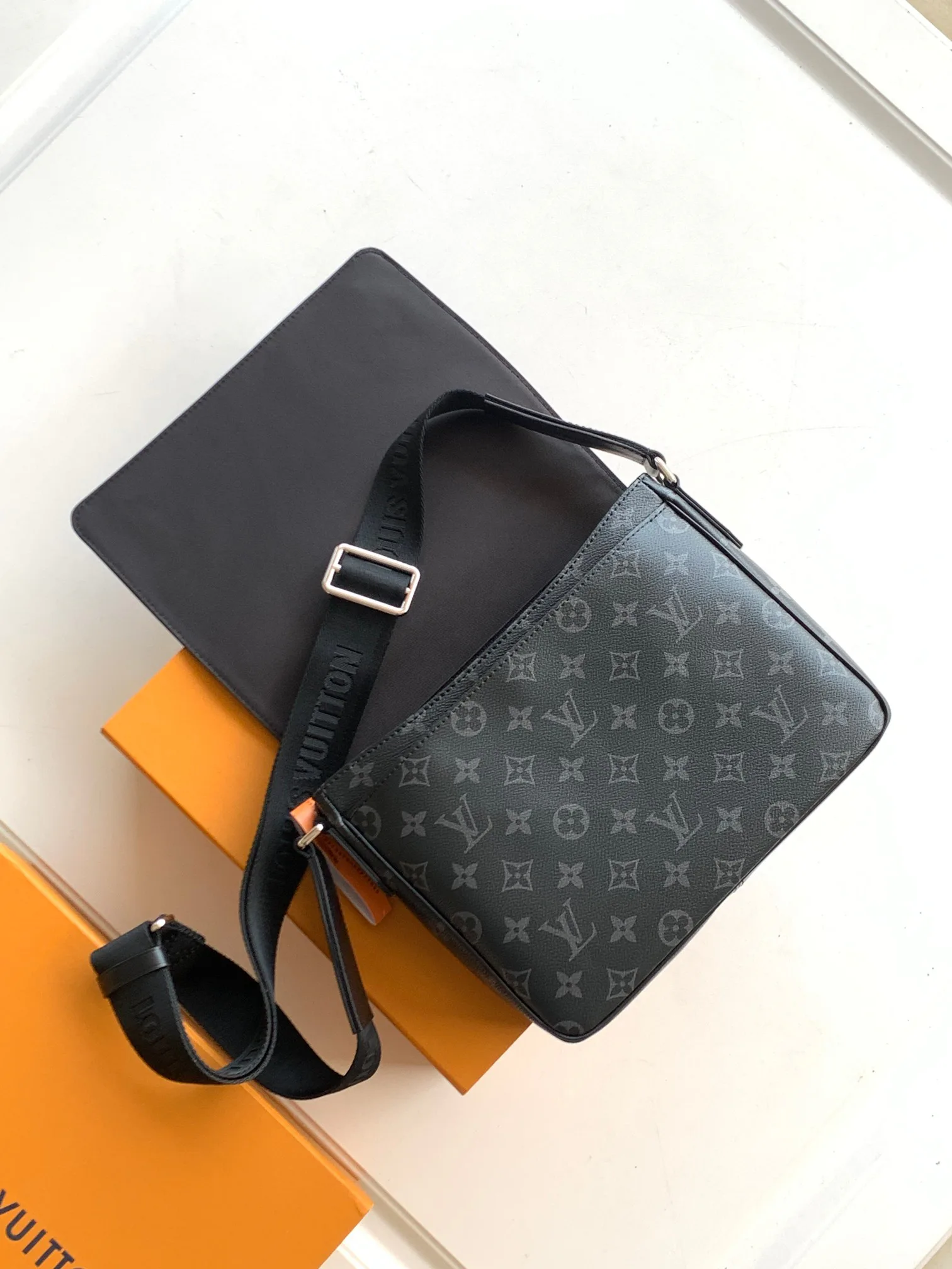 Сумки На Ремне Женские Louis Vuitton 163655