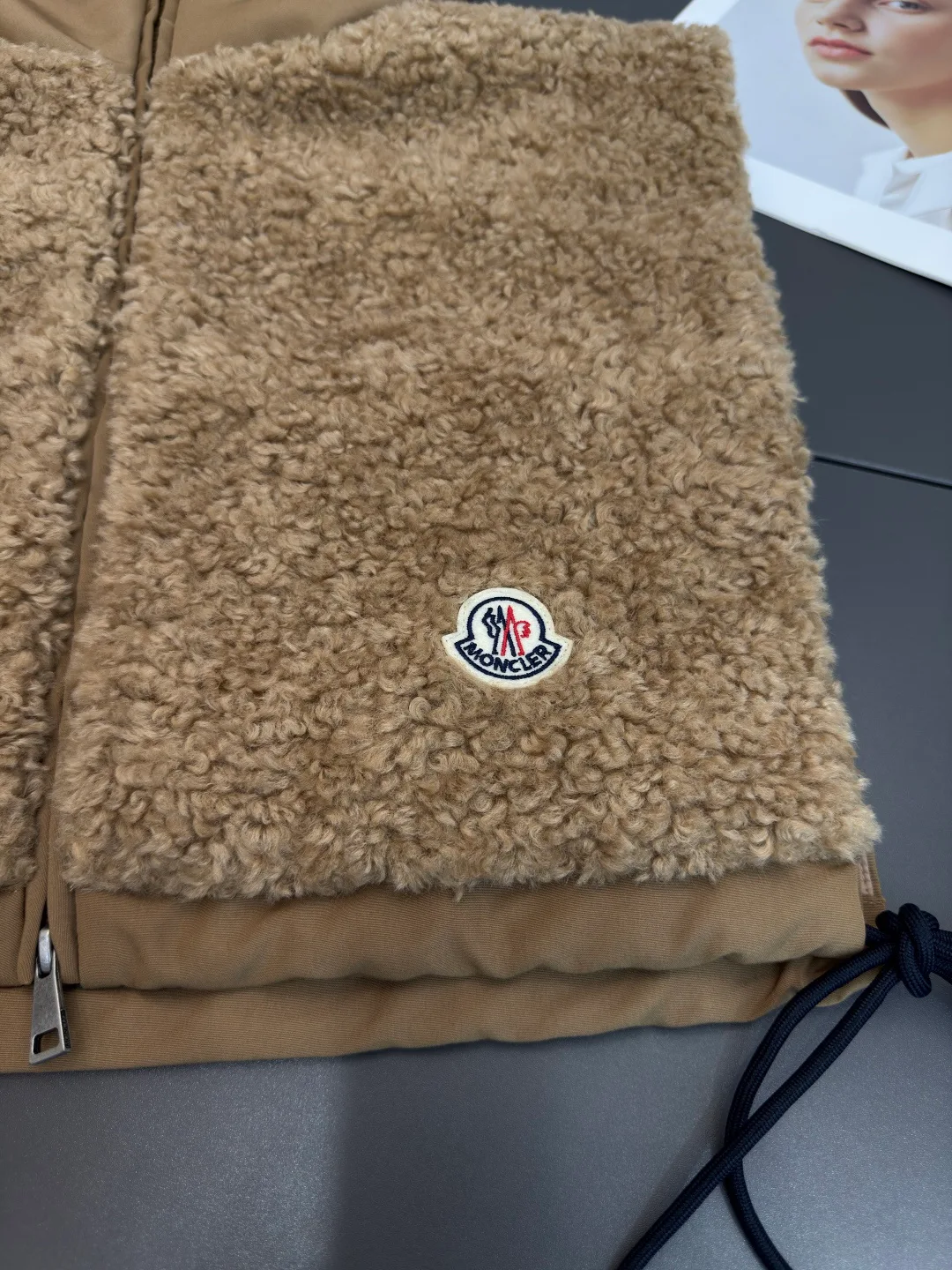 Куртки И Пуховики Женские Moncler 18816439