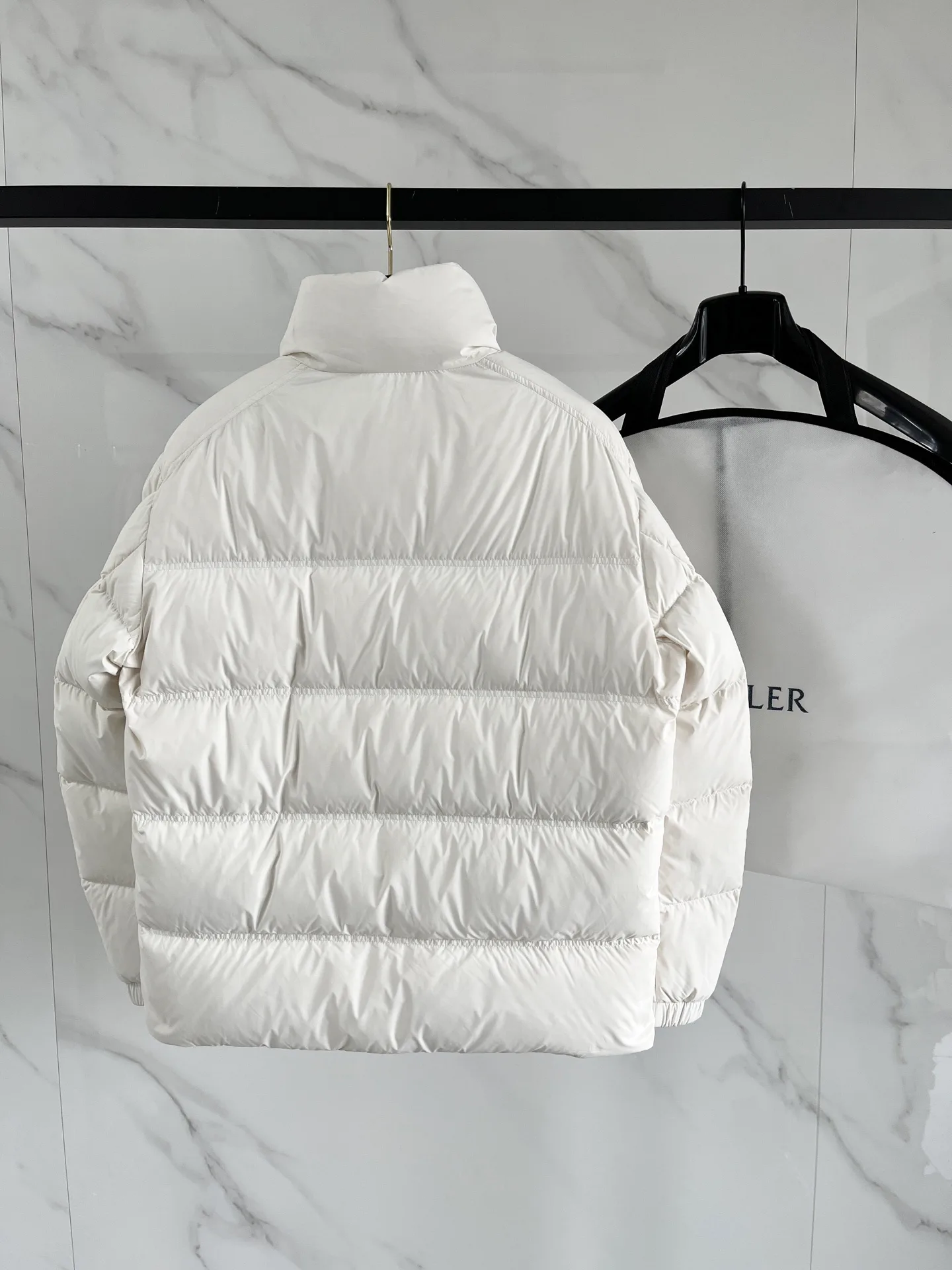 Куртки И Пуховики Женские Moncler 283225