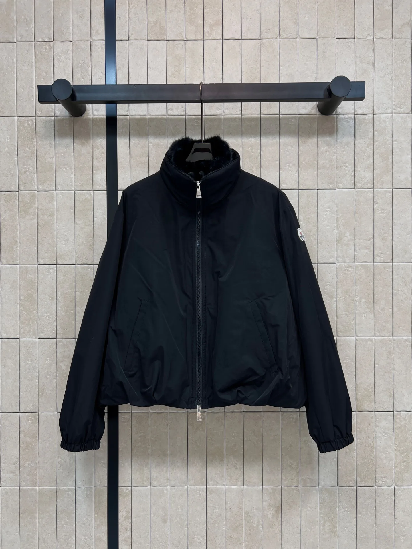 Куртки И Пуховики Женские Moncler 18858039