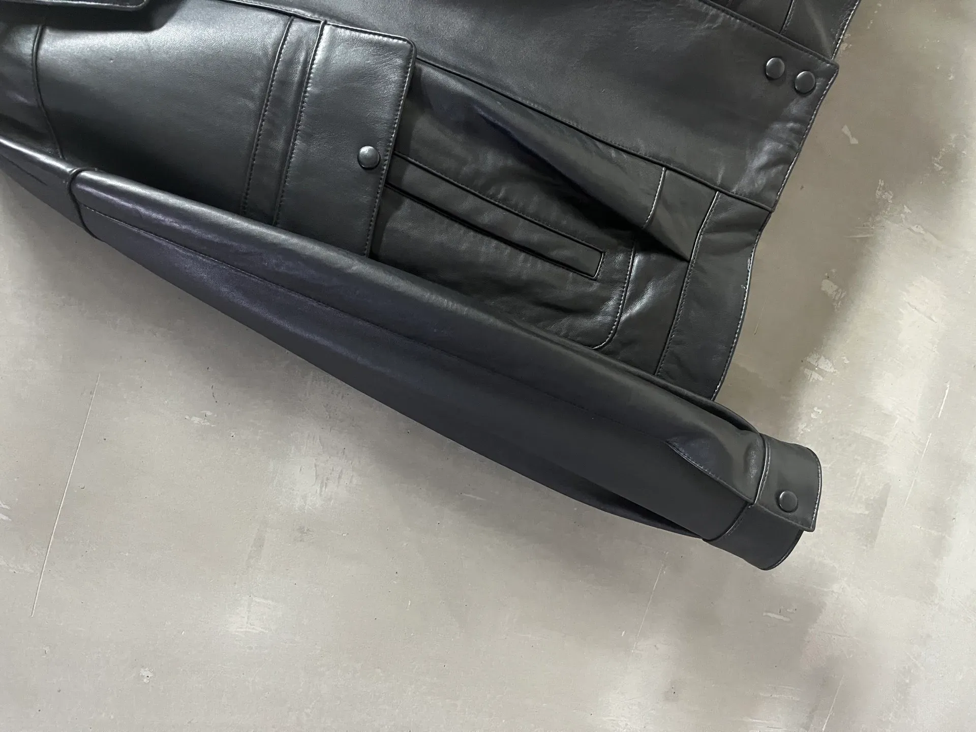 Кожаные Куртки И Дублёнки Женские Saint Laurent 409139