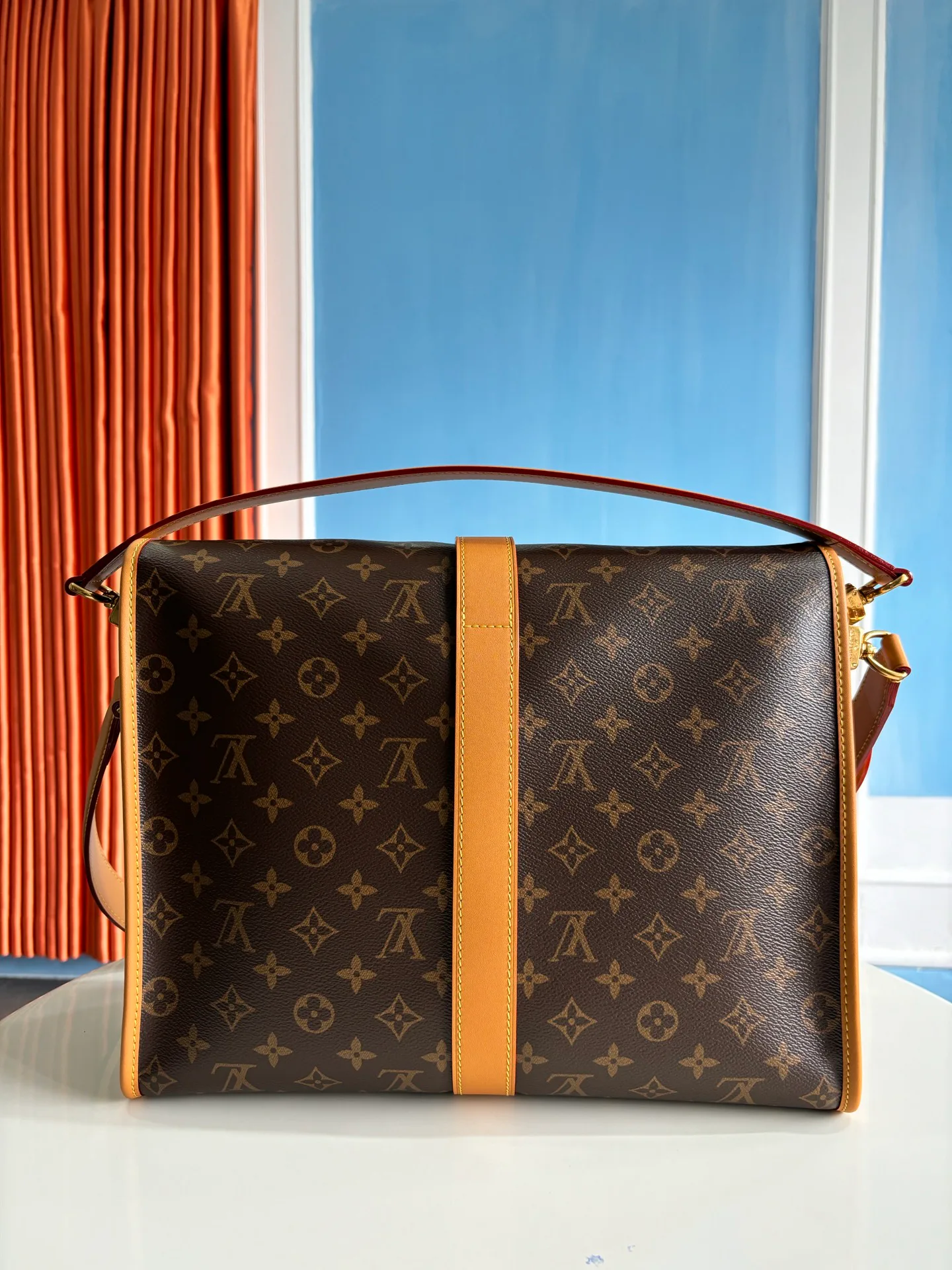 Классические Сумки Женские Louis Vuitton 18132417