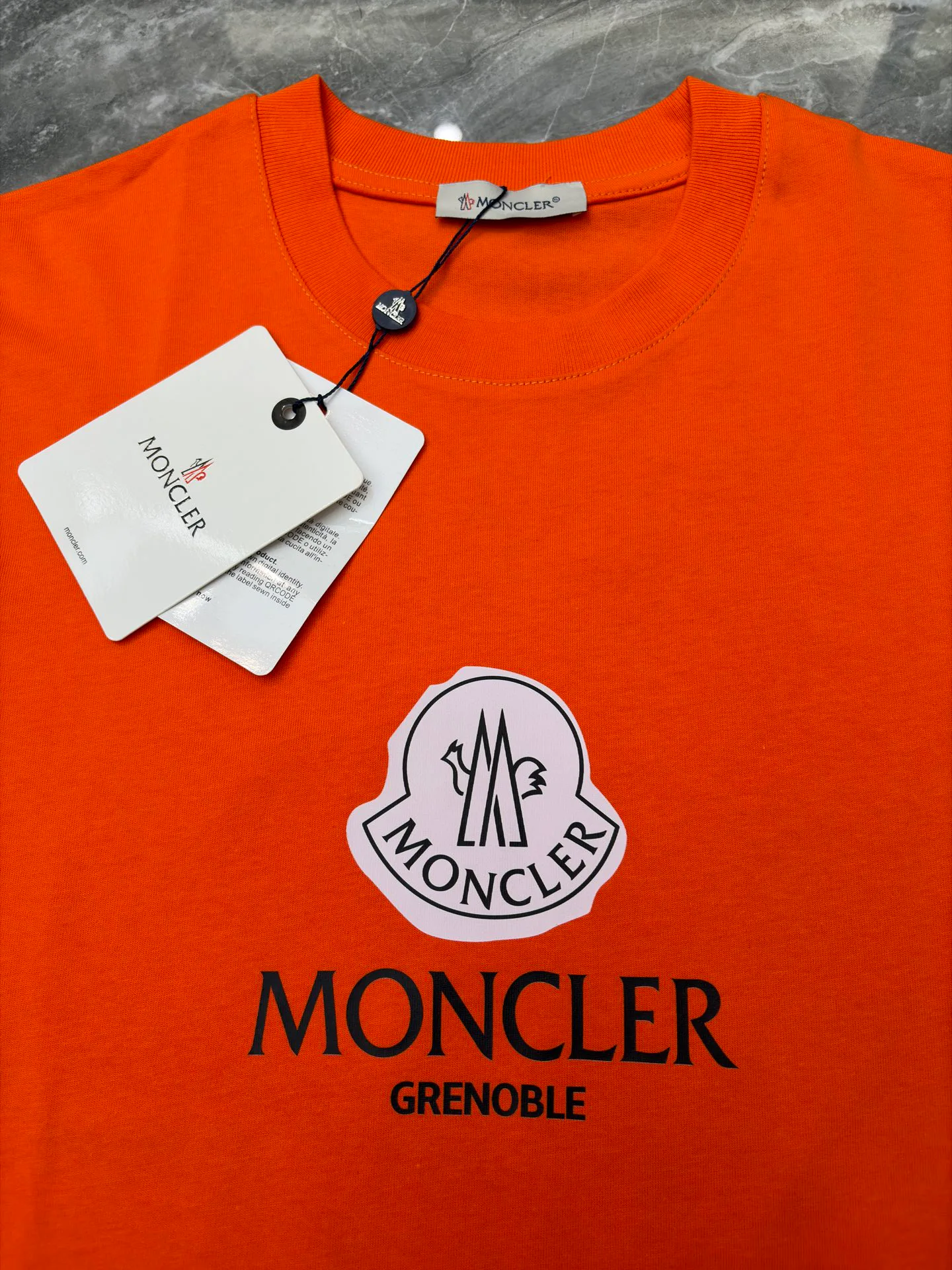 Футболки Женские Moncler 11424382