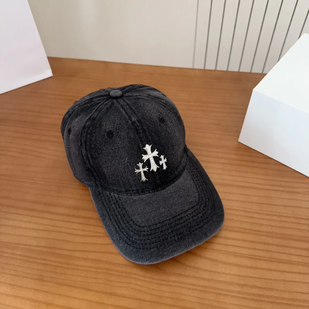 Головные Уборы Chrome Hearts 49897