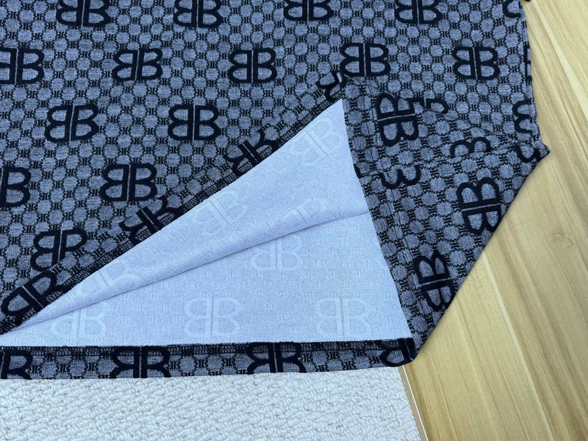 Футболки Женские Balenciaga 11531125