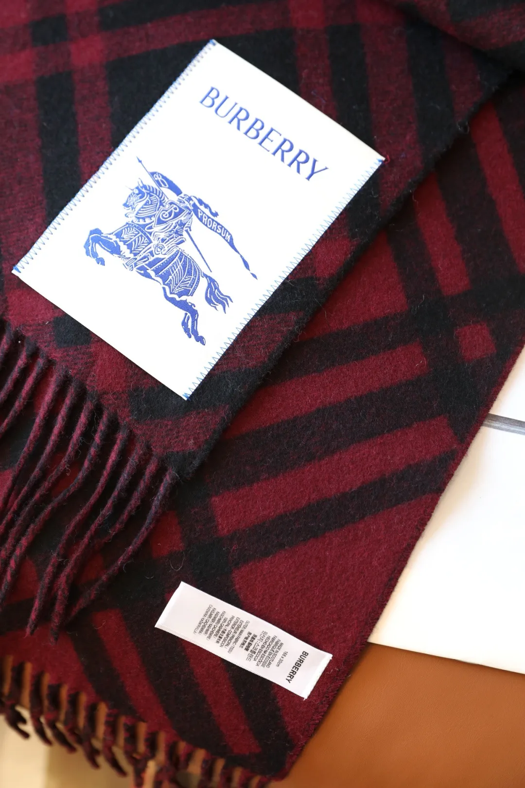 Шарфы Burberry 3981454