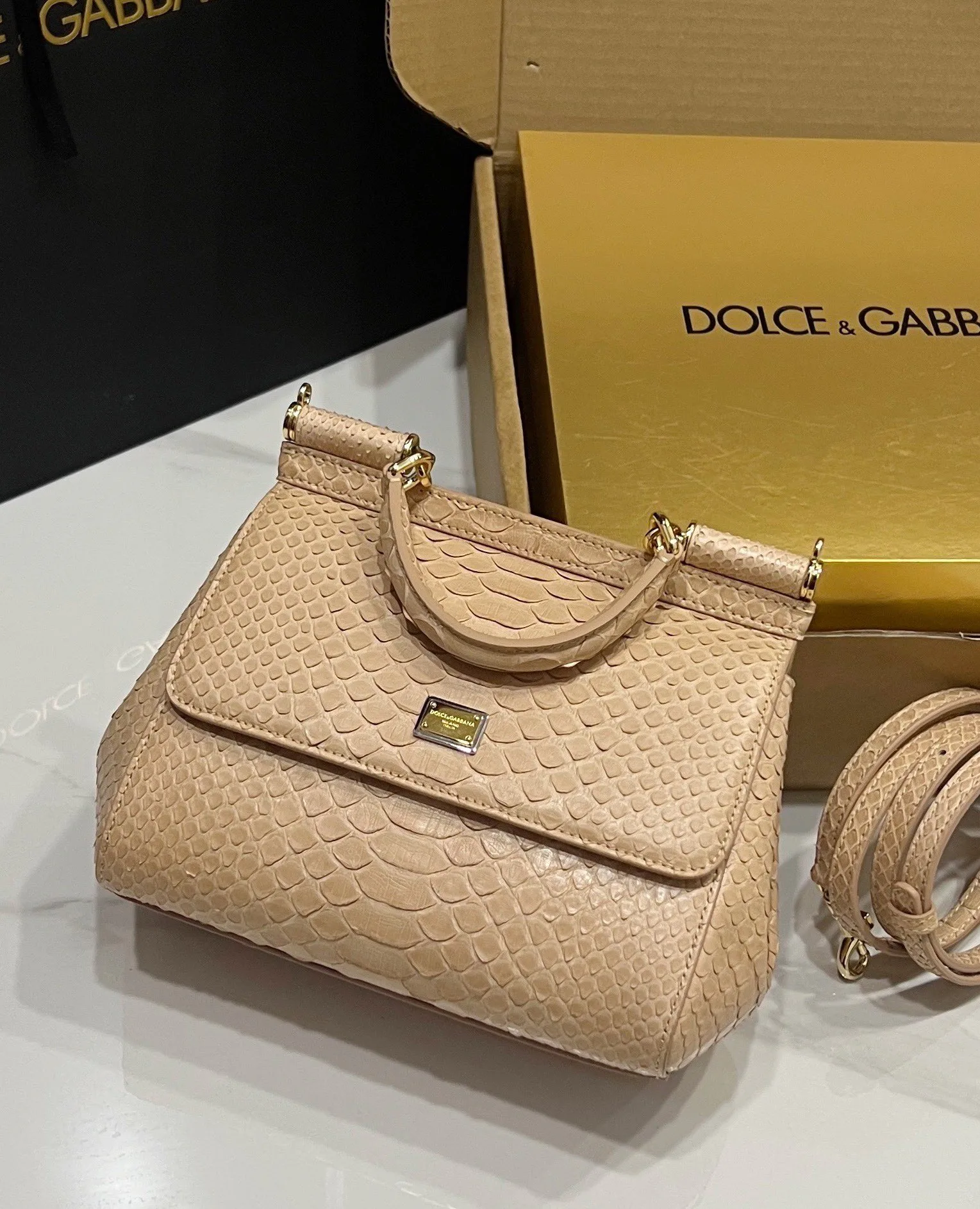 Сумки На Ремне Женские Dolce & Gabbana 29075