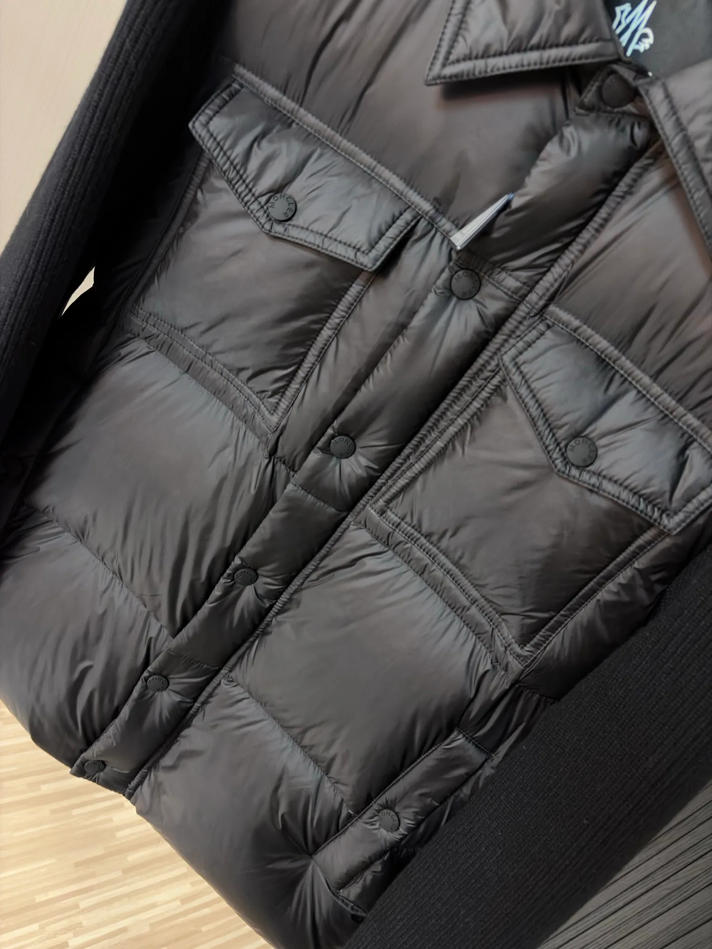Куртки И Пуховики Женские Moncler 18391735