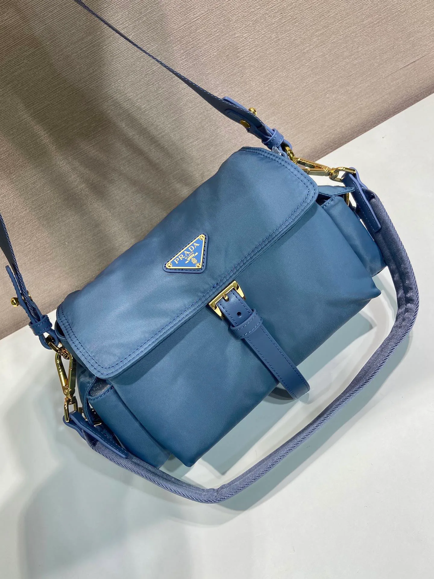 Сумки На Ремне Женские Prada 12874268