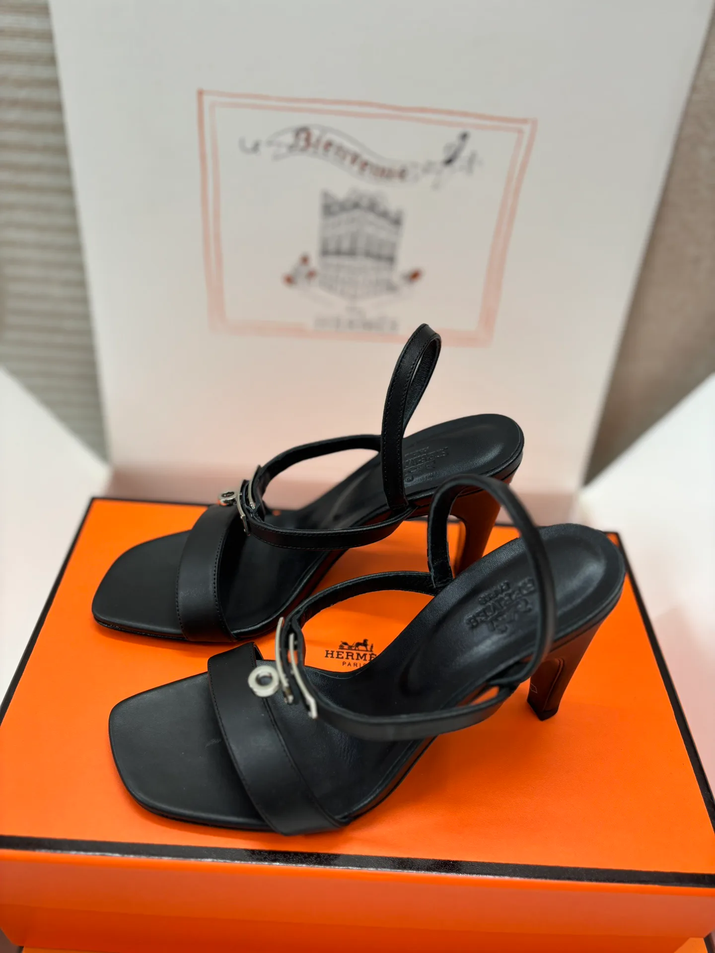 Босоножки Женские Hugo Boss 33549