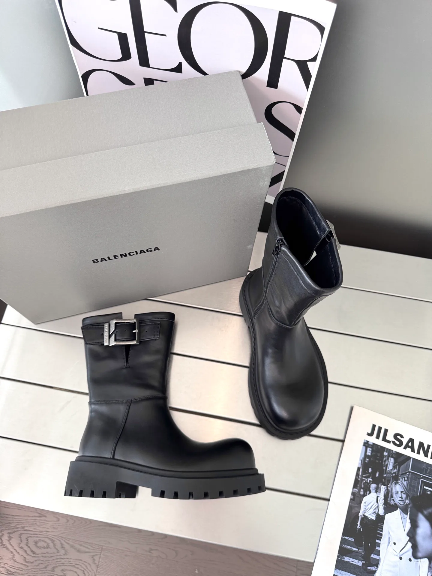 Ботинки Женские Balenciaga 17912860