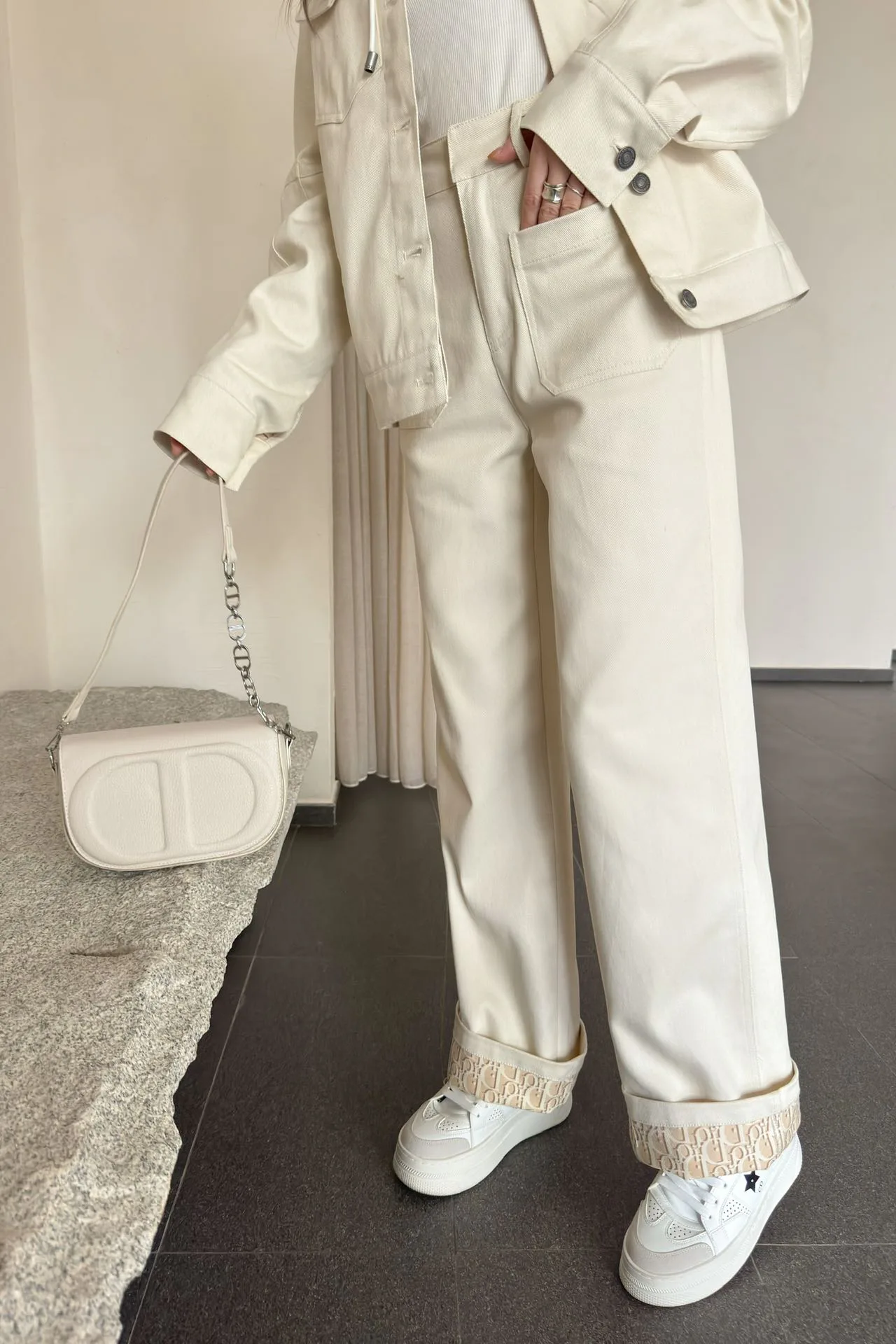 Куртки Женские Christian Dior Куртки Женские Christian Dior