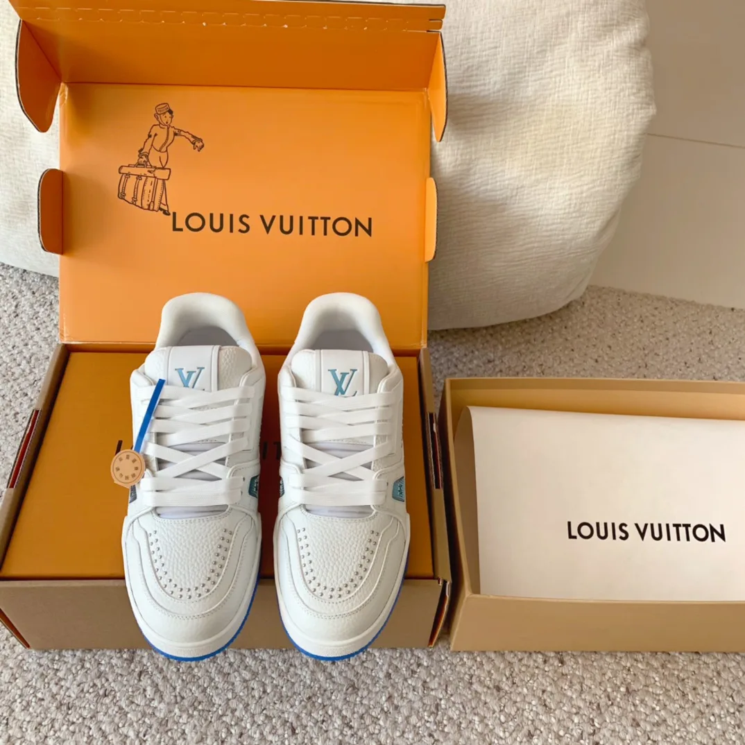 Кроссовки Женские Louis Vuitton 10290645