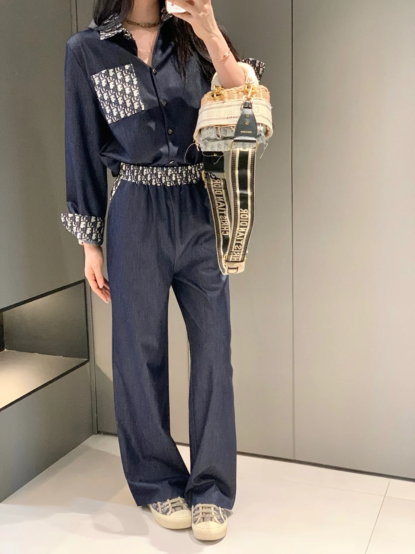 Куртки Женские Christian Dior Куртки Женские Christian Dior