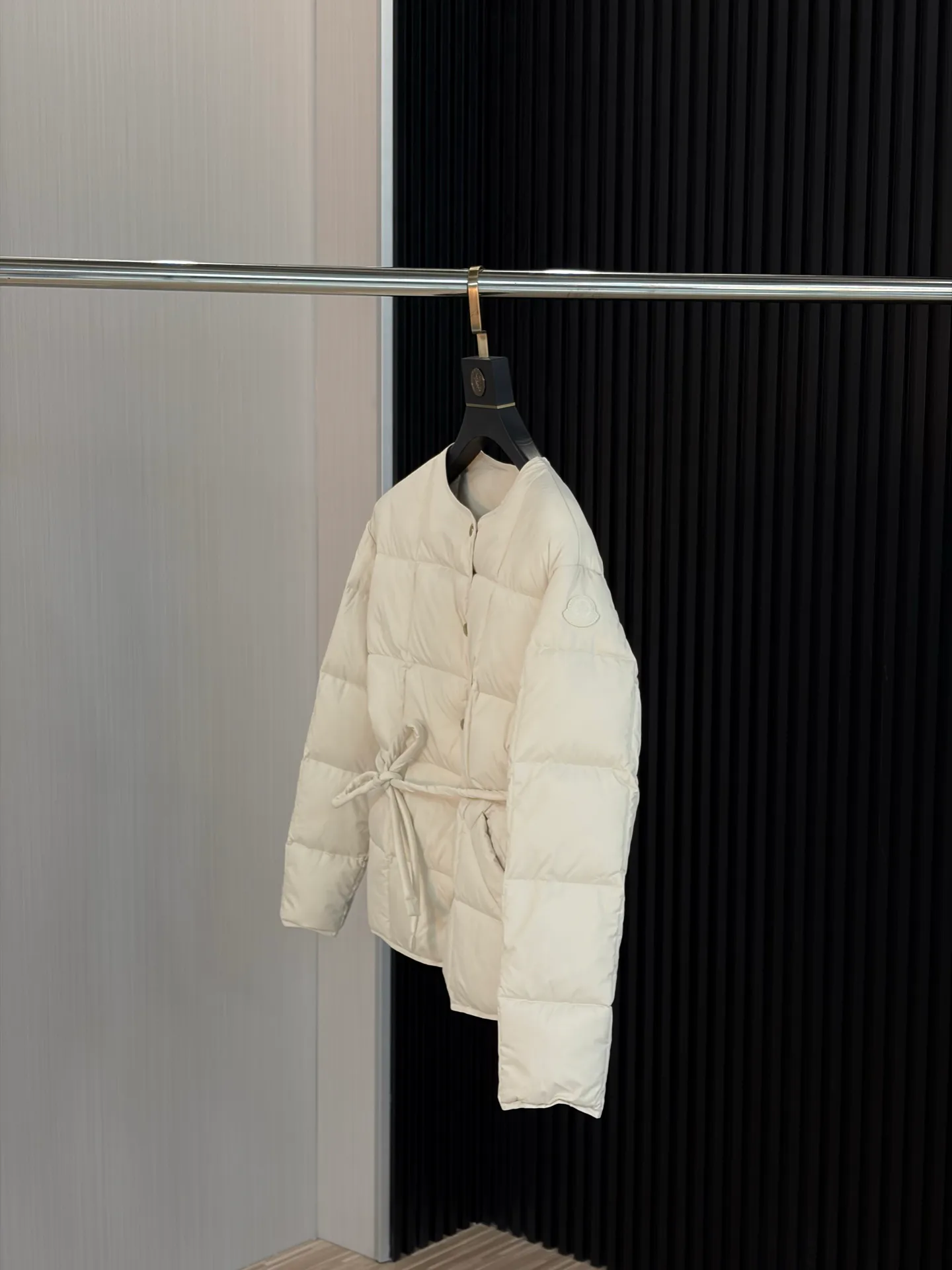 Куртки И Пуховики Женские Moncler 18600035