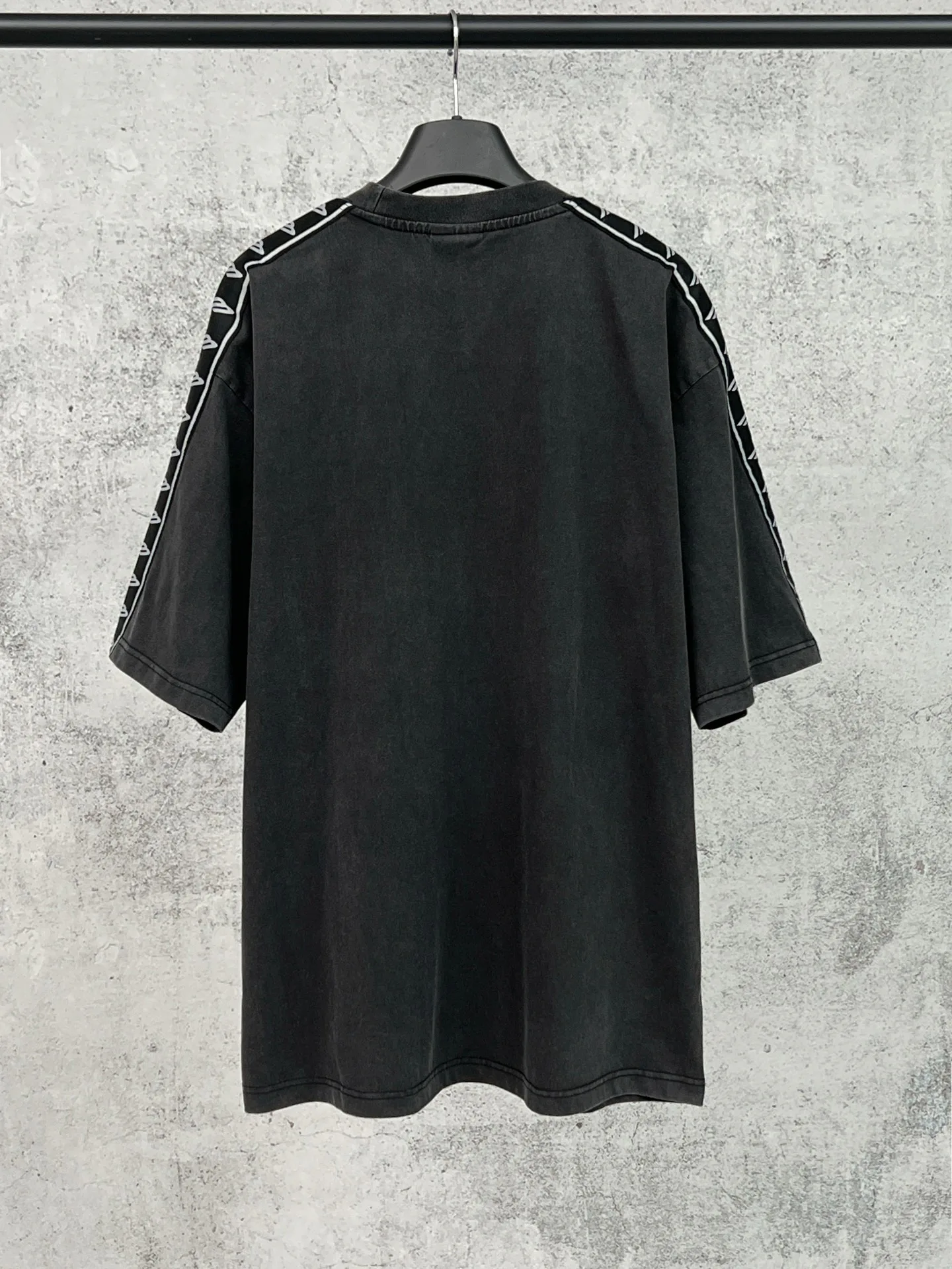 Футболки Женские Balenciaga 9465312