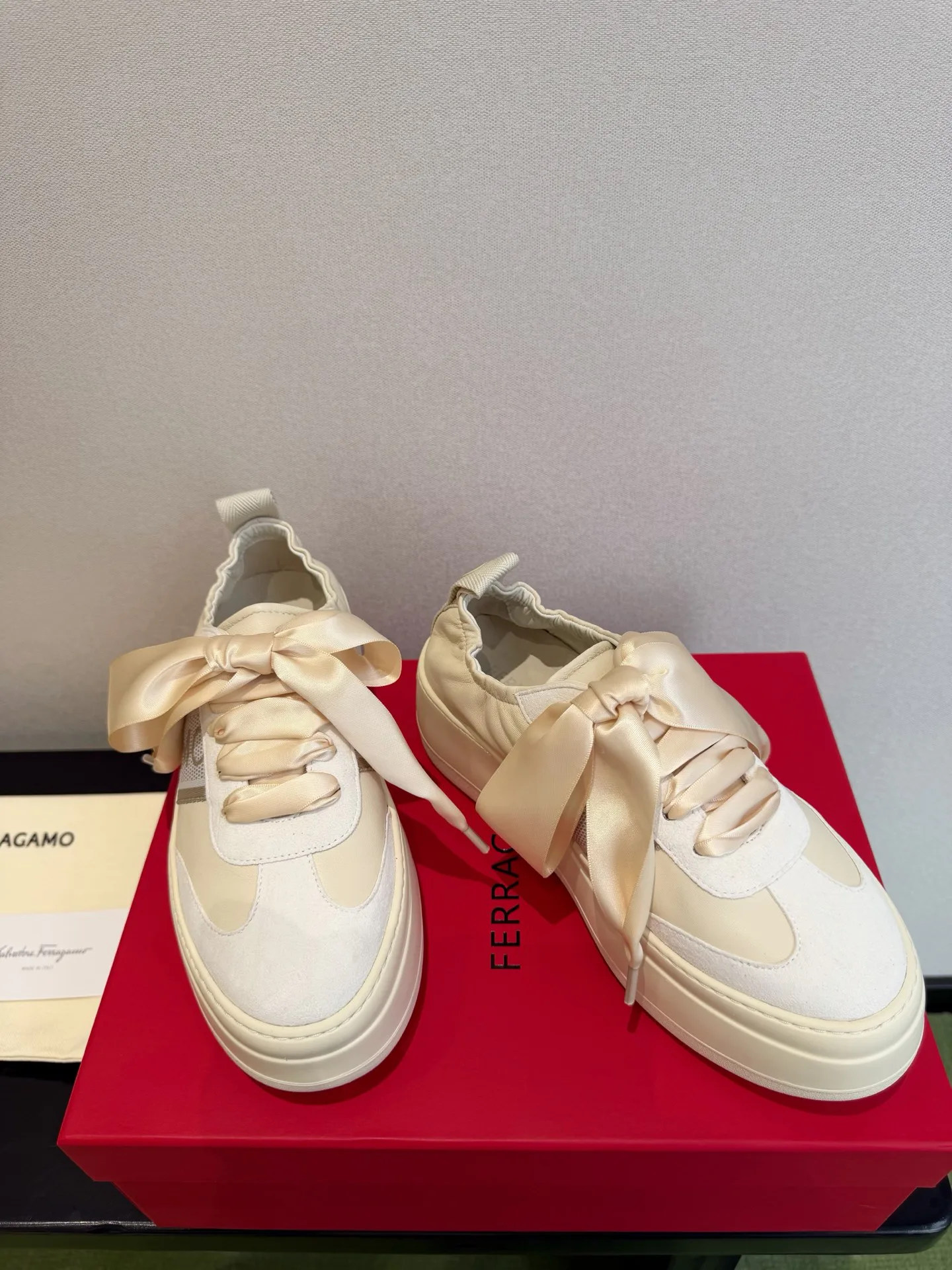 Туфли Женские Salvatore Ferragamo 12012514
