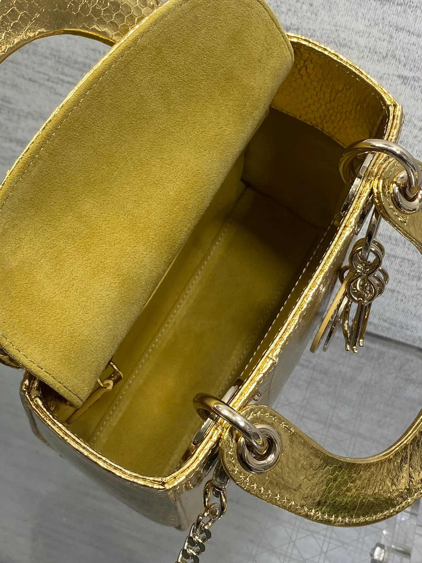 Классические Сумки Женские Christian Dior 11581754