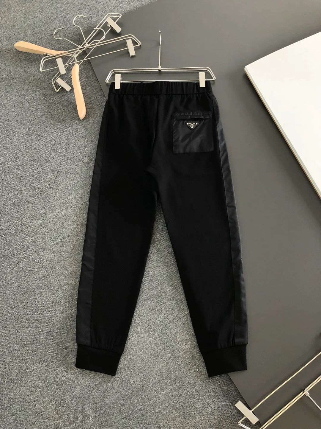 Брюки Мужские Prada 12816431